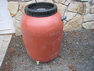 plastic rain barrel